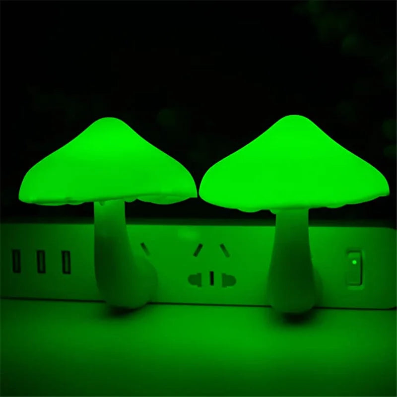 LED Mushroom Night Light – Automatic Sensor